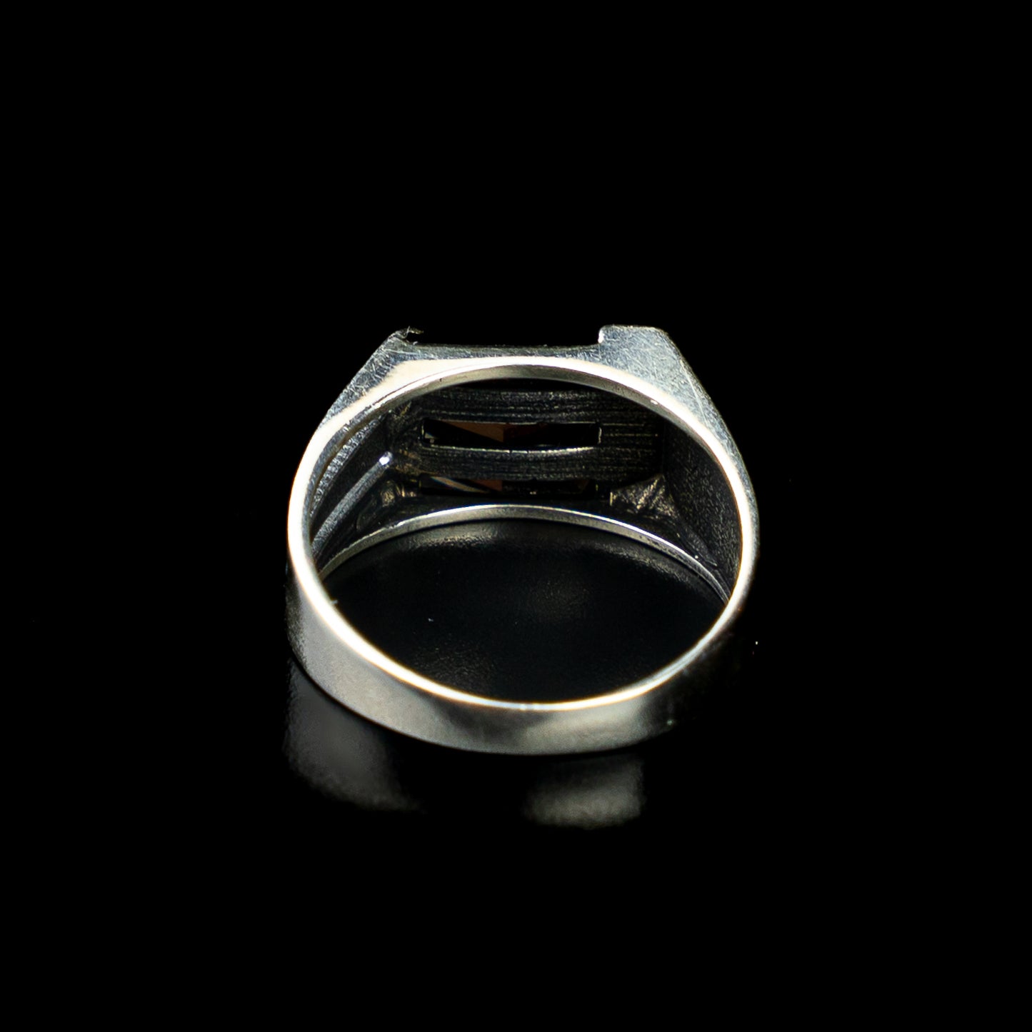 Triad Brilliance – Handcrafted 925 Silver Ring with Zircon Accents